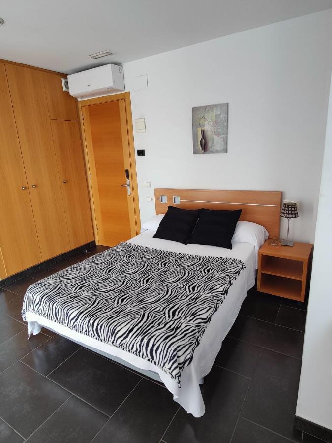Hostal Manel Pineda de Mar Eksteriør billede