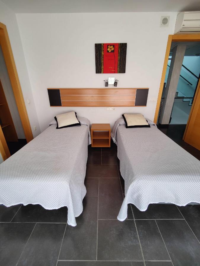 Hostal Manel Pineda de Mar Eksteriør billede