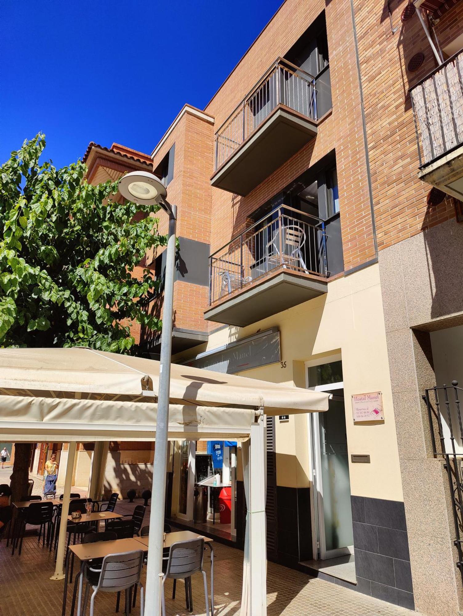 Hostal Manel Pineda de Mar Eksteriør billede