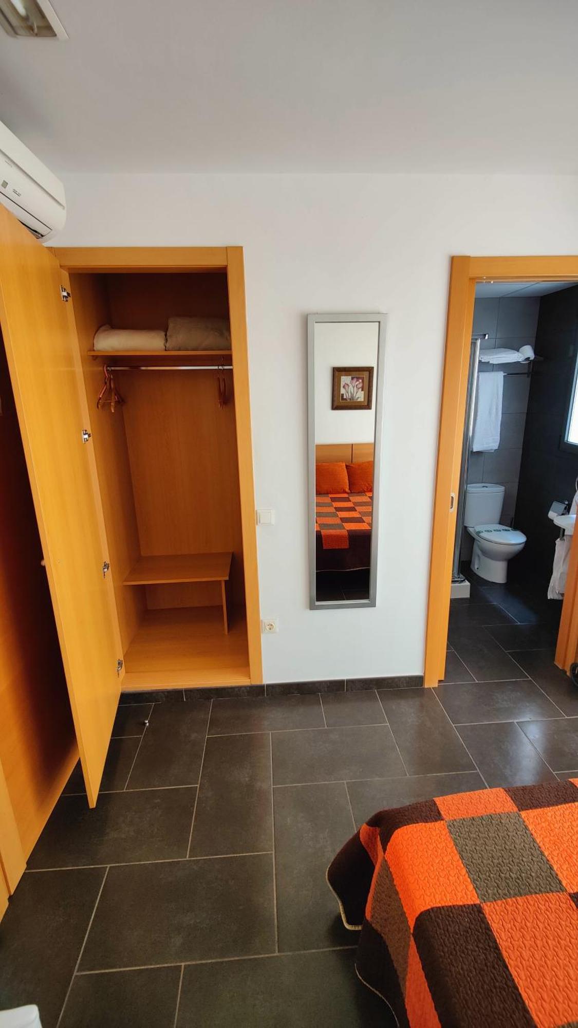 Hostal Manel Pineda de Mar Eksteriør billede